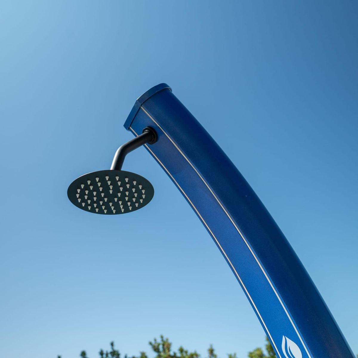 BLUE ALUMINUM SOLAR SHOWER